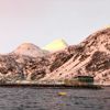 Bilde av sjøanlegget Storholmen i Finnmark i vinterlys