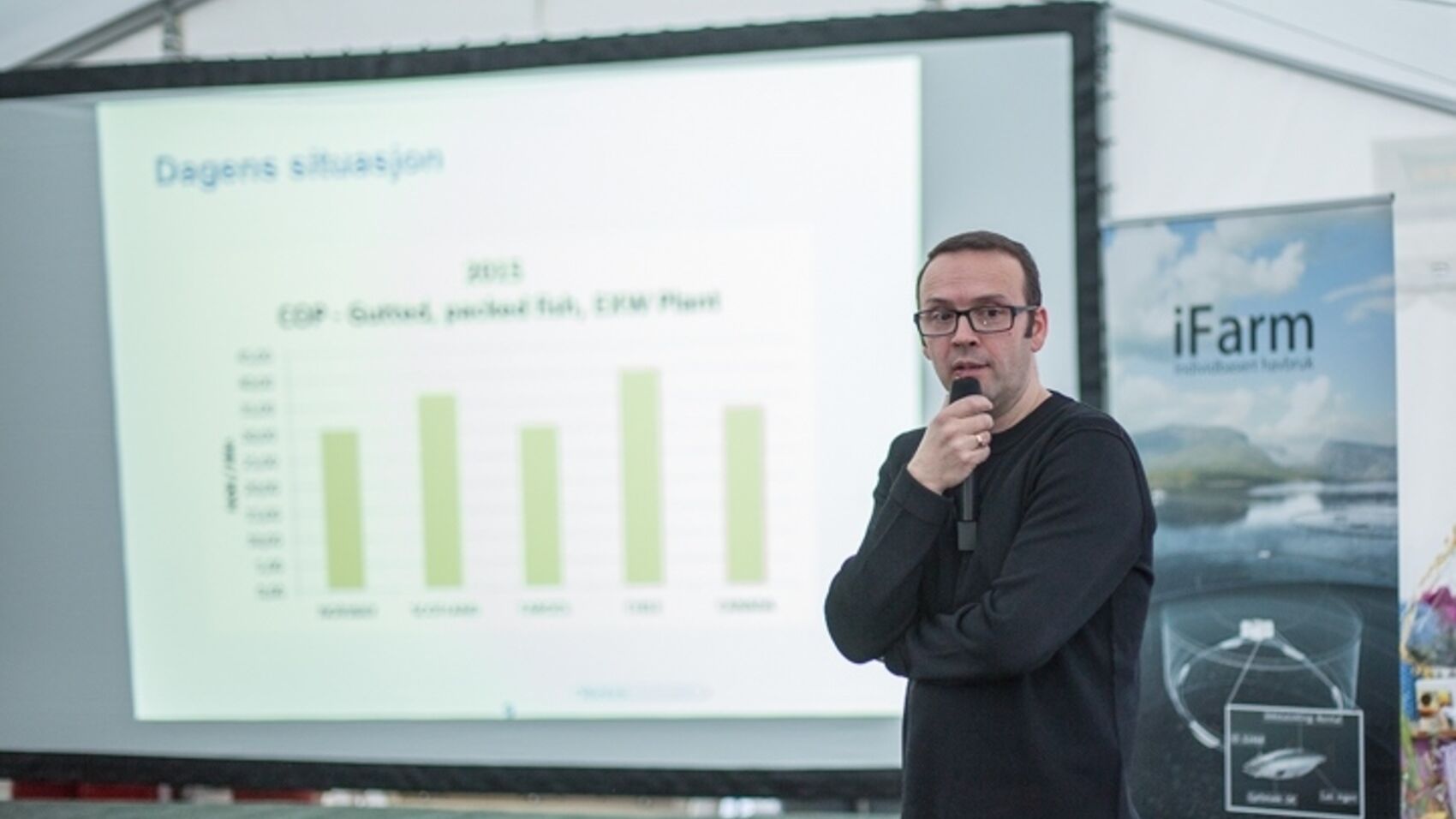 Audun Iversen fra Nofima på Cermaqs seminar om teknologisk innovasjon i lakseoppdrett. Foto: Karoline O. A. Pettersen